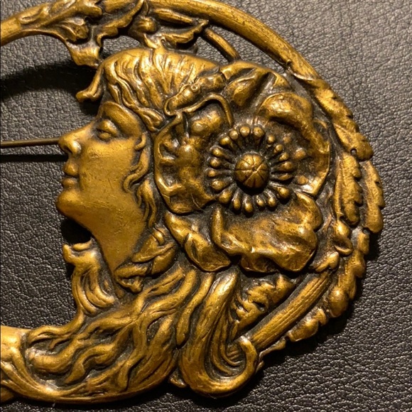 Art Nouveau Brooch - Picture 2 of 5